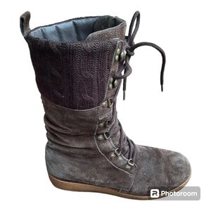 The North Face PrimaLoft 200 gram Insulated Brown suede leather lace-up boots 10